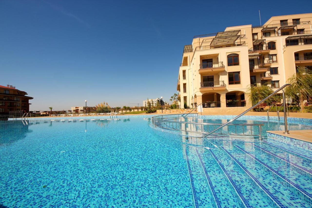 Sorrento - Menada Apartments Sveti Vlas Exterior foto
